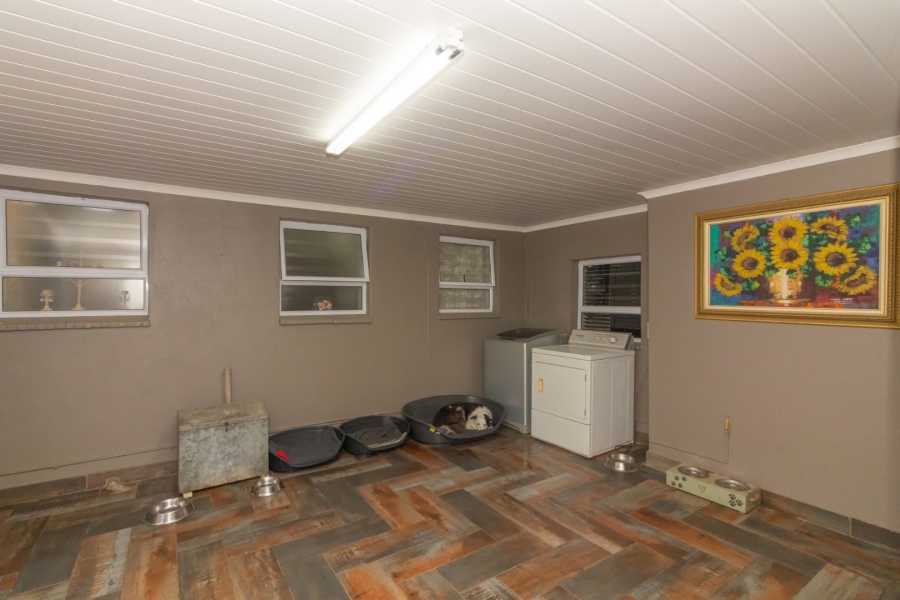 6 Bedroom Property for Sale in Elandia Free State